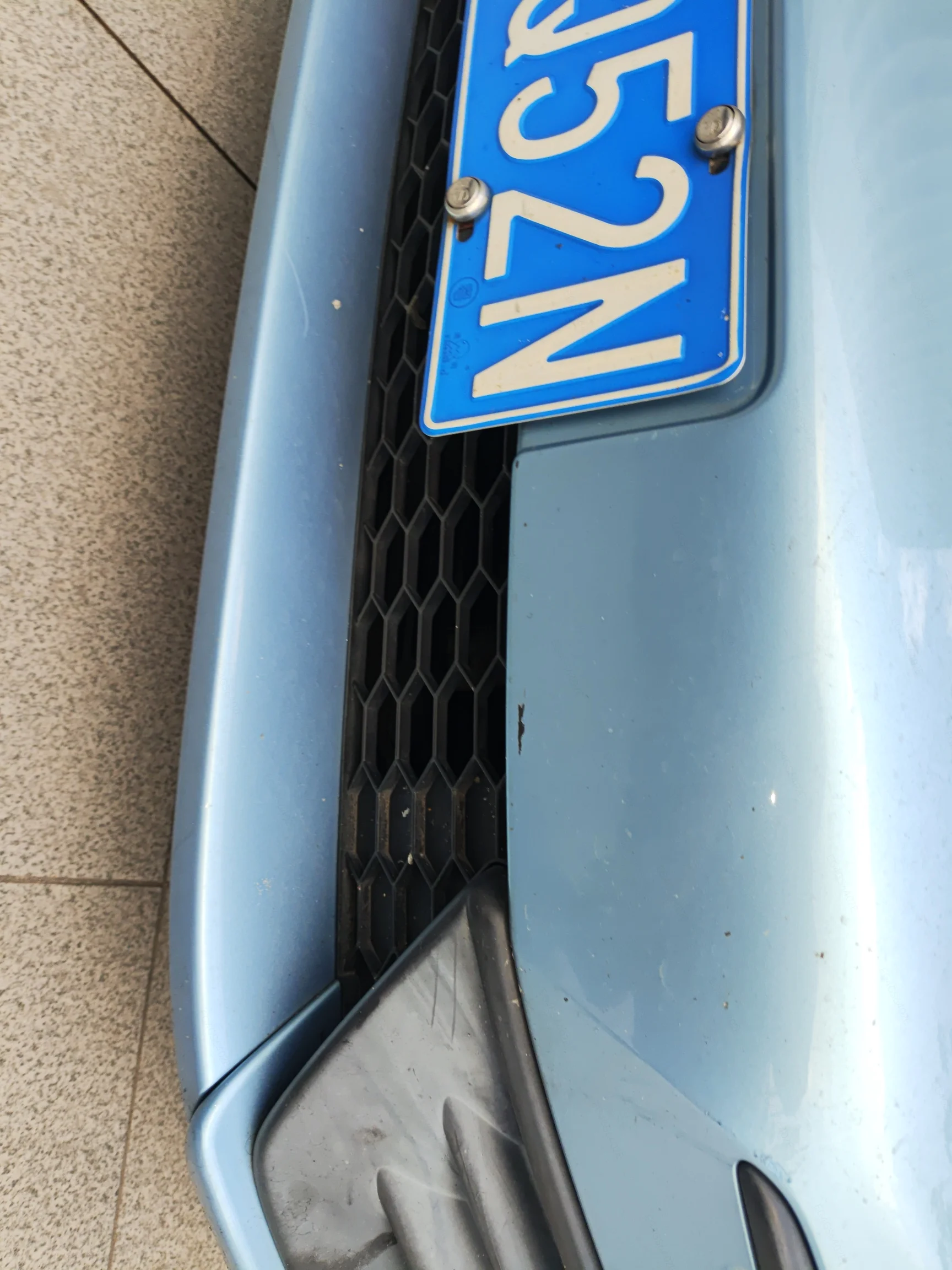 Передний бампер: притёртость