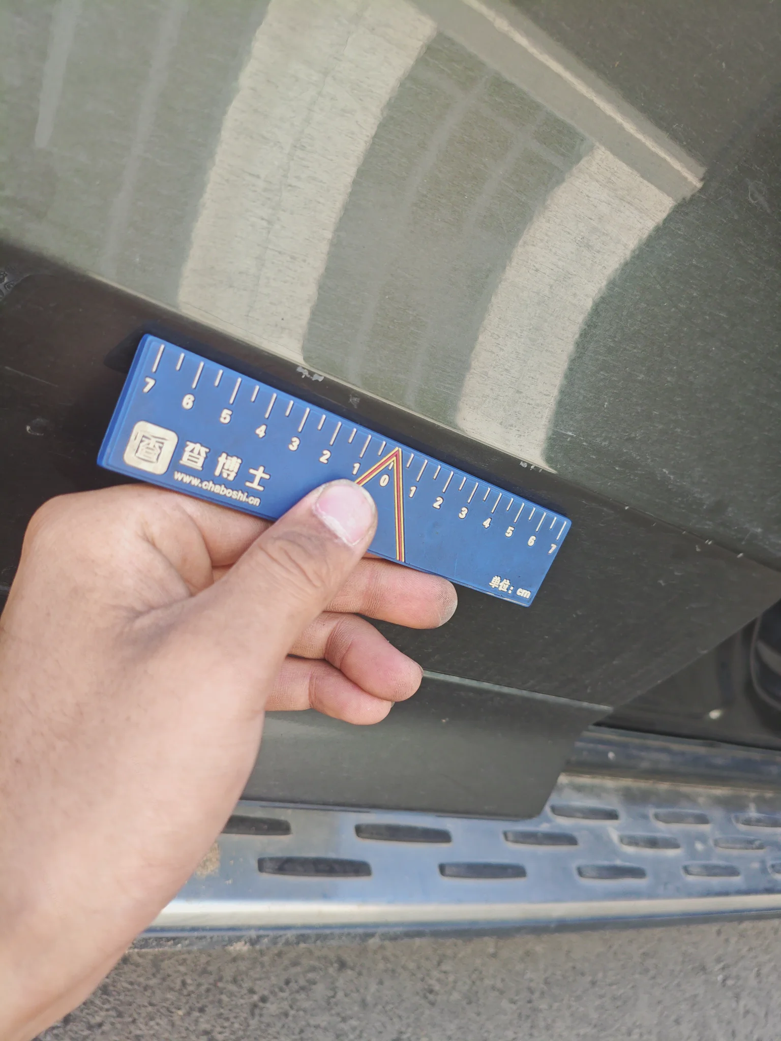 Задняя правая дверь: деформация