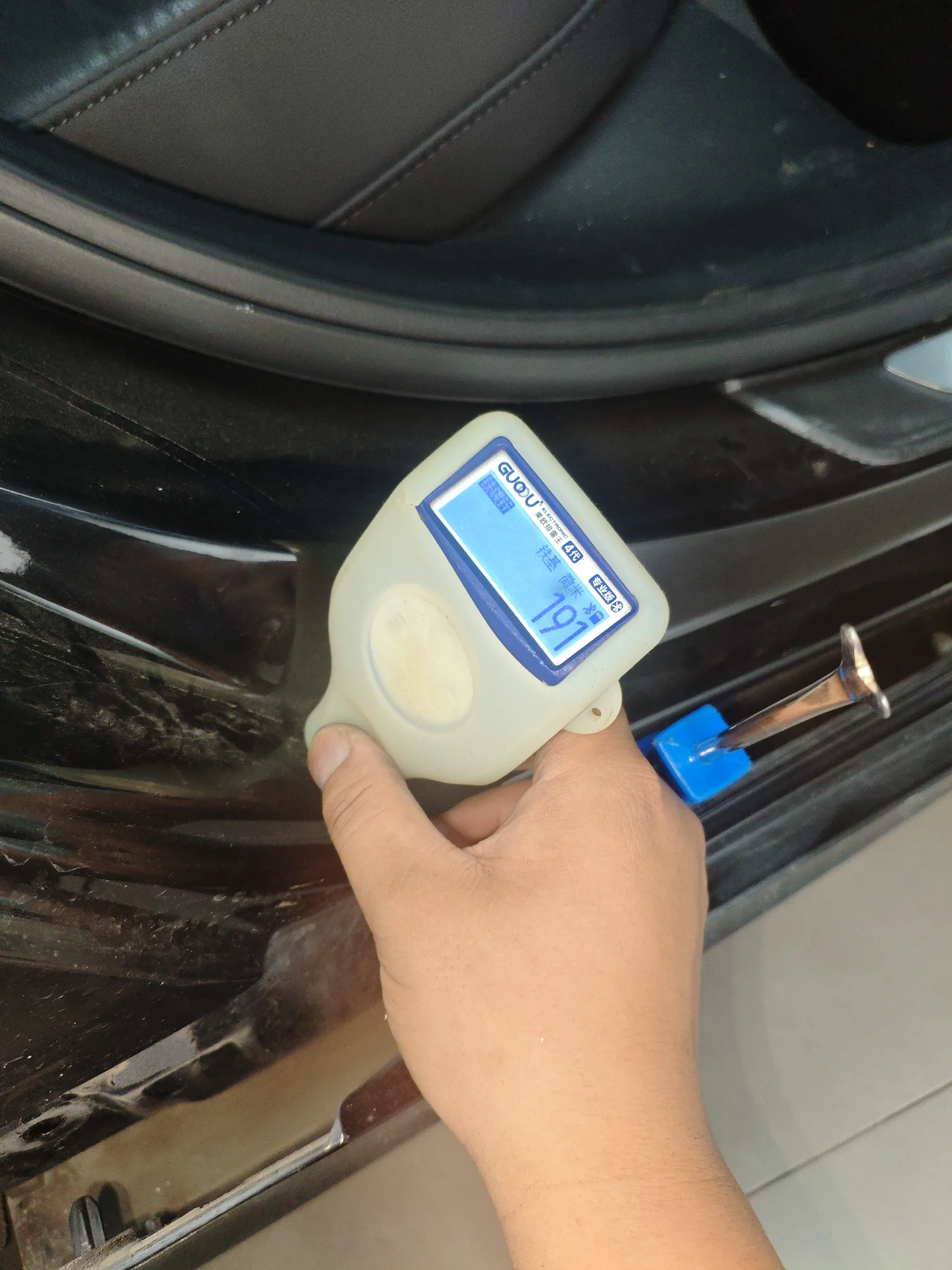 Стойка C справа, шов: деформация
