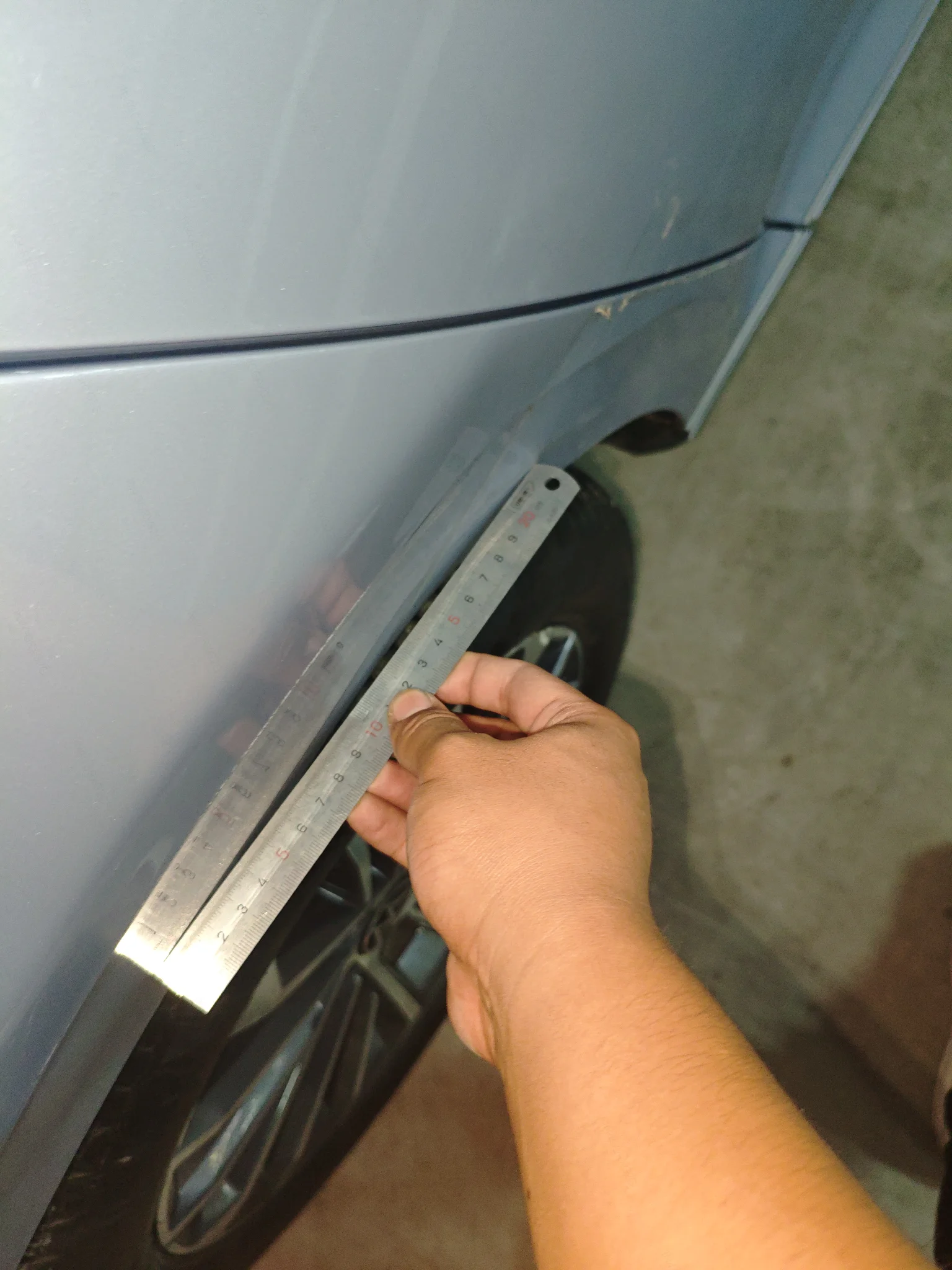 Заднее правое крыло: деформация