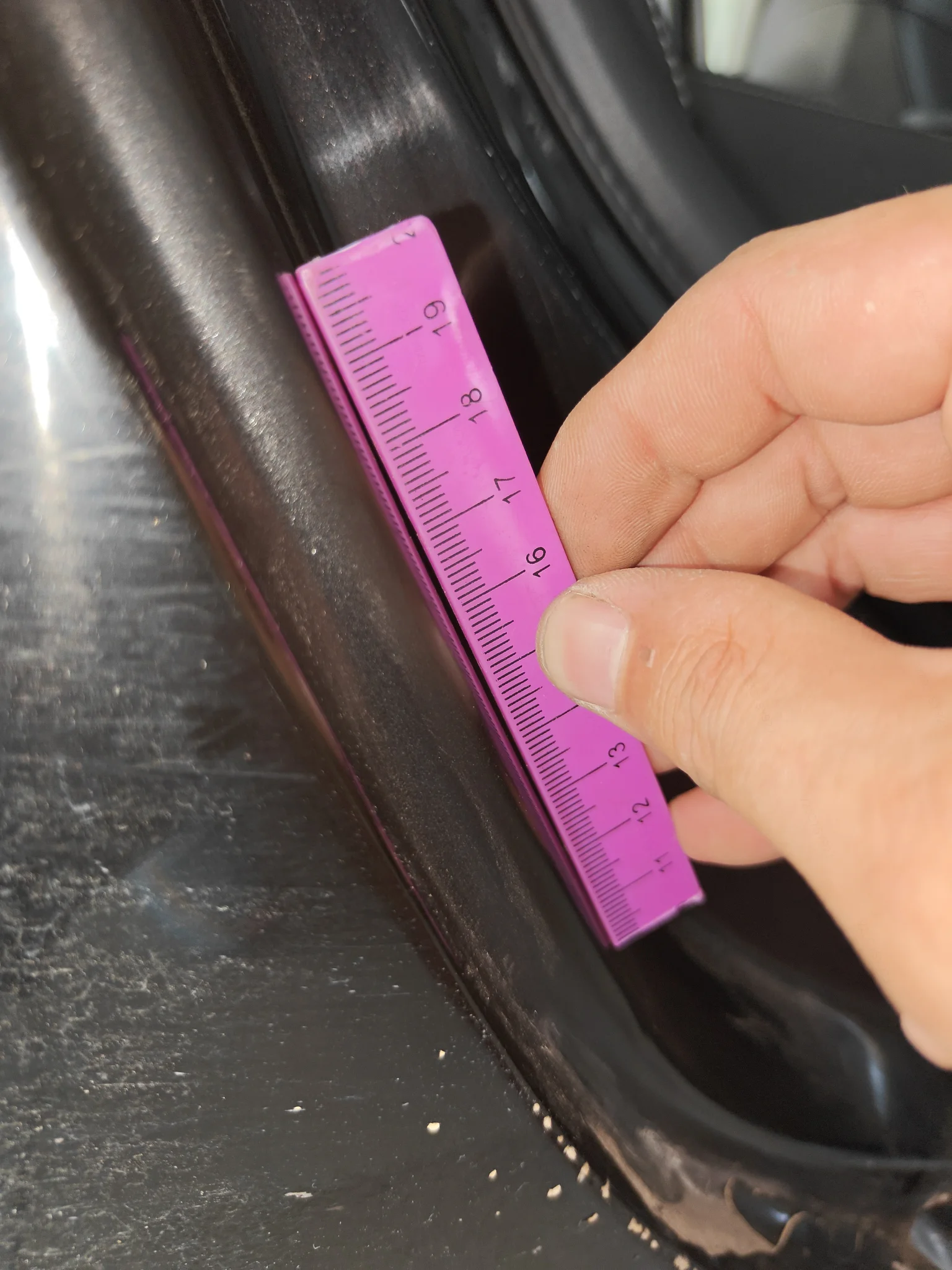 Стойка C справа, шов: деформация