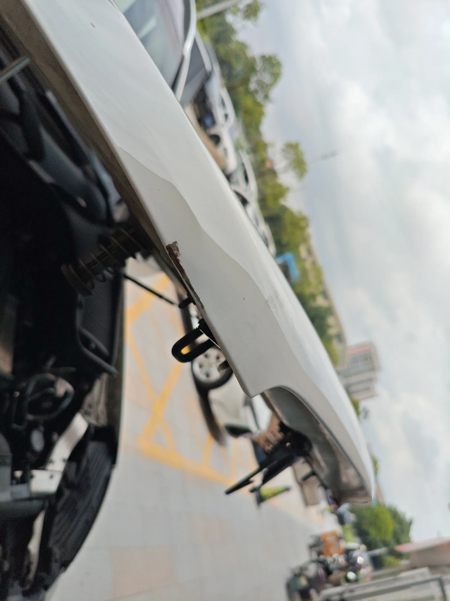 Капот: деформация